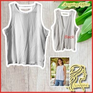 Under Armour NEW - Sz L - backless sport bra layer to keep you cool